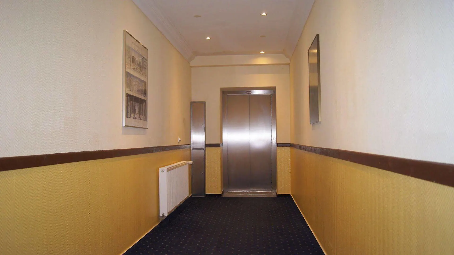 ***  Hotel Erlanger Hof Berlín Alemania